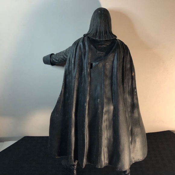 12” NECA V for Vendetta action figure (missing hands & daggers 🗡️ - Picture 10 of 12